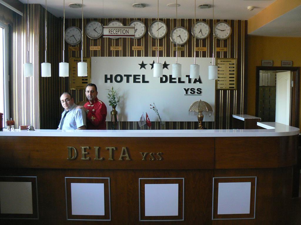 Hotel Delta Yss 盖布泽 外观 照片