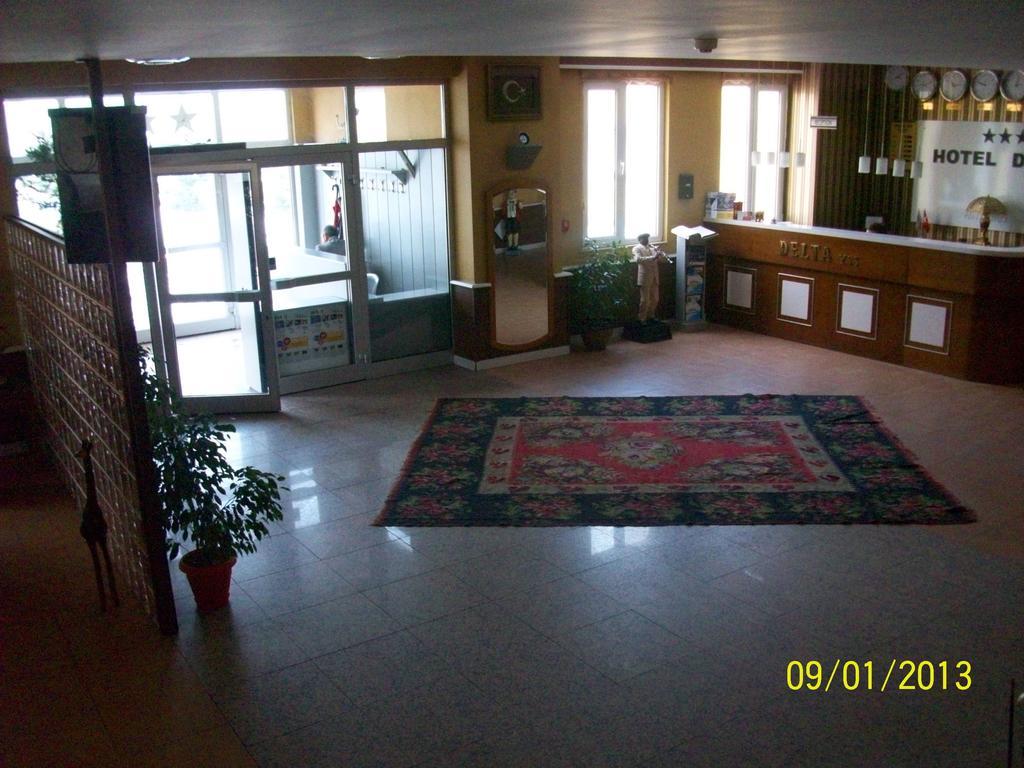 Hotel Delta Yss 盖布泽 外观 照片